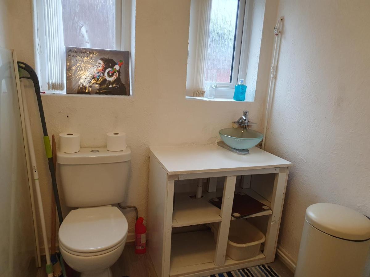 Litherland Apartment Eksteriør billede